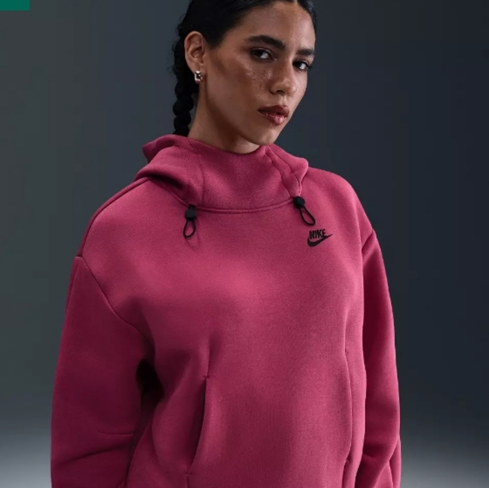 Nike Women's Tech Fleece Oversized Hoodie